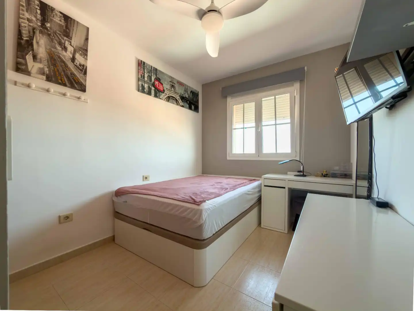 Dormitori de Casa adosada en venda en Granadilla de Abona amb Terrassa, Traster i Moblat