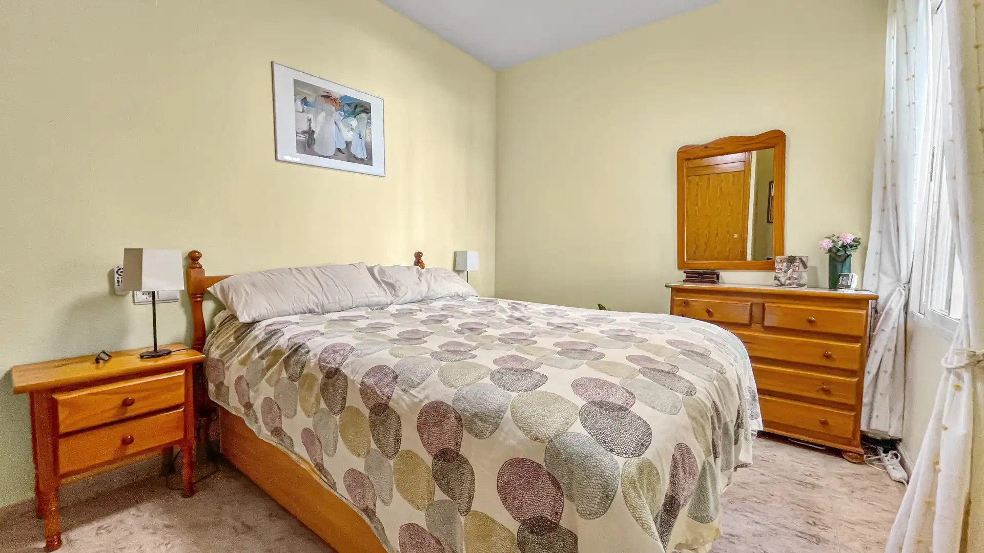 Habitación de Planta baja en venta en Orihuela con Aire acondicionado, Terraza y Piscina