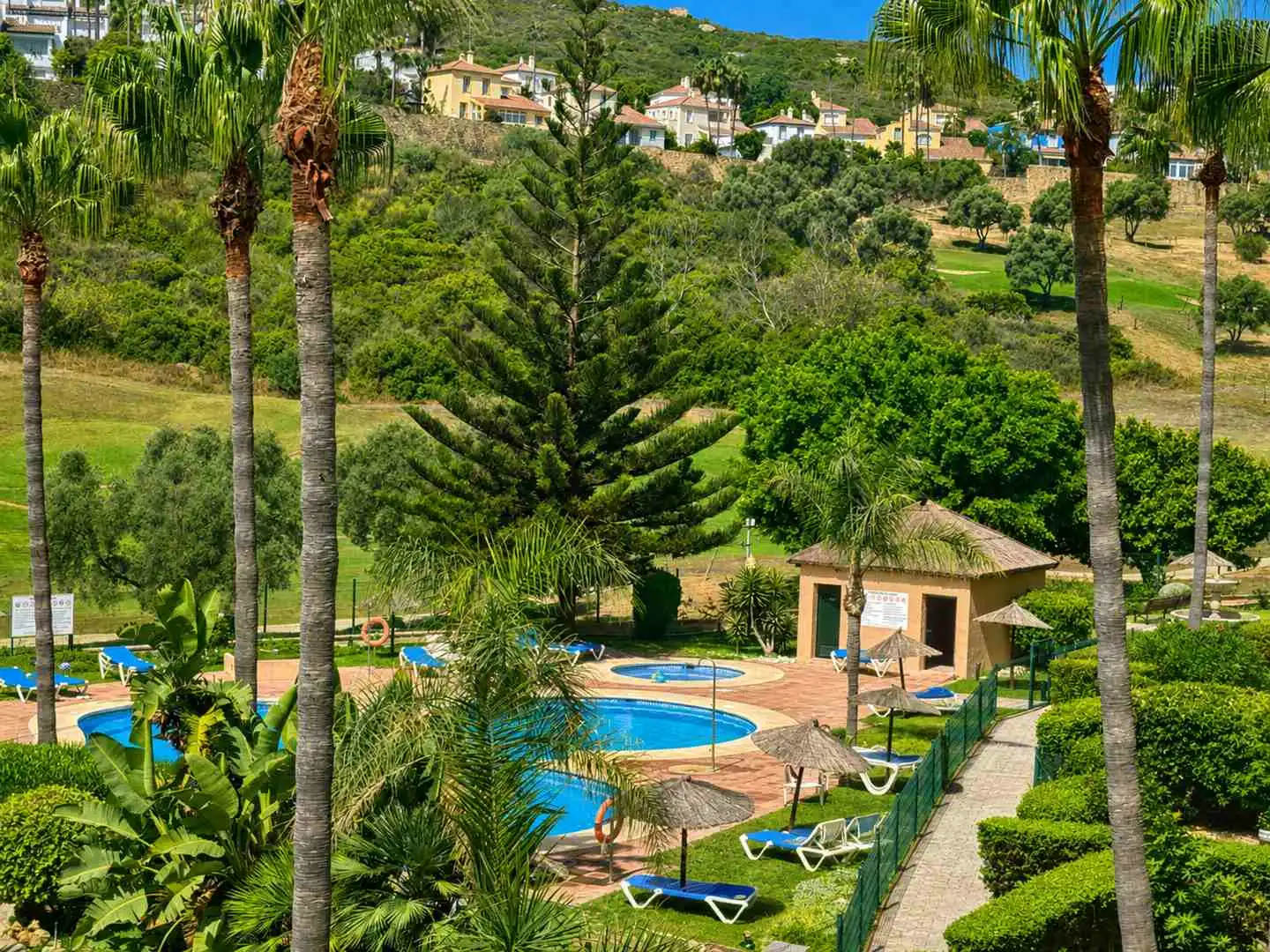 Jardín de Dúplex en venta en Manilva con Aire acondicionado, Calefacción y Terraza
