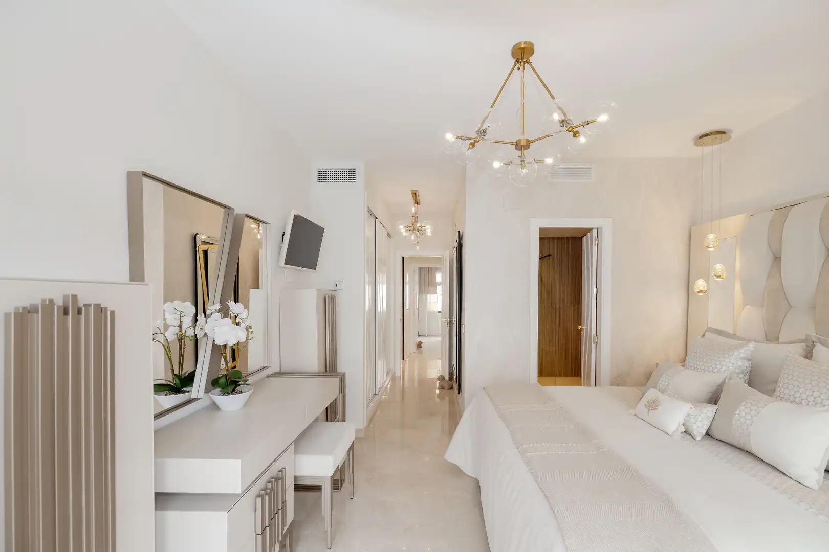 Habitación de Ático en venta en Marbella con Aire acondicionado, Calefacción y Terraza