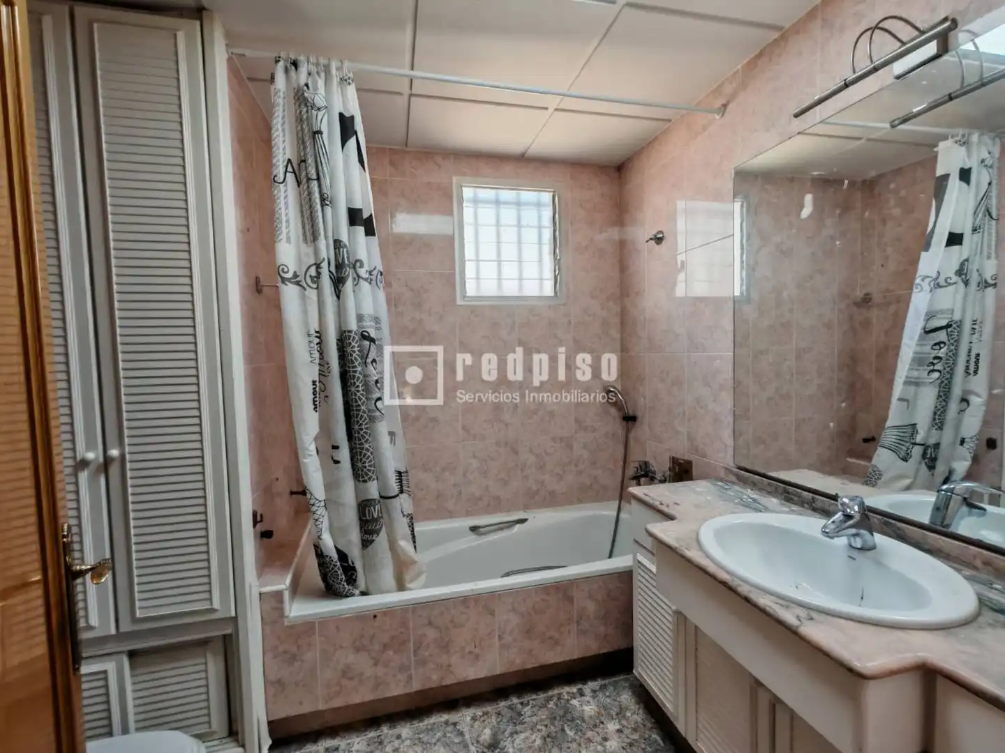 Bany de Casa o xalet en venda en Las Torres de Cotillas amb Aire condicionat, Jardí privat i Piscina