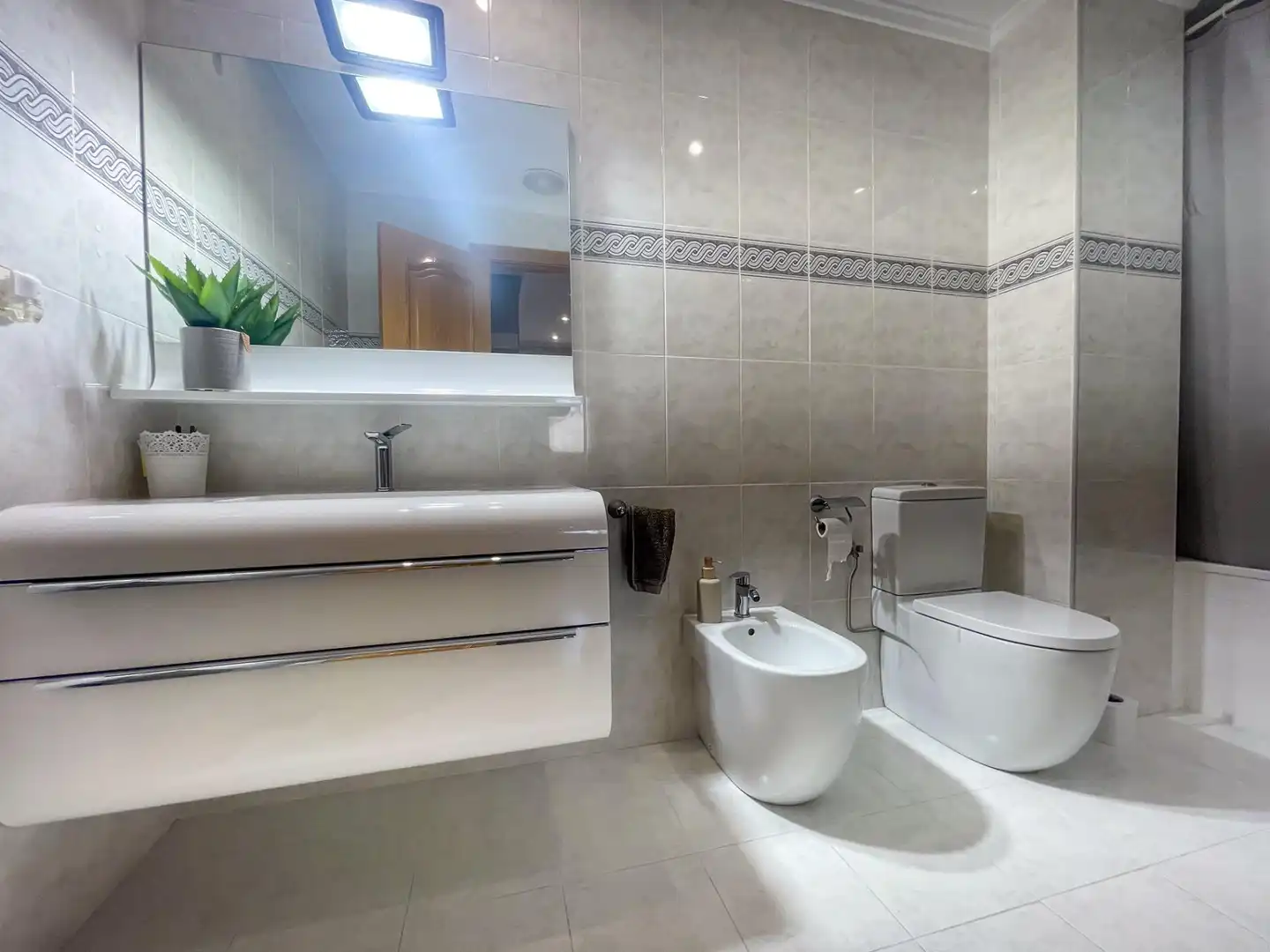 Flat for rent in Plaza JUAN GRANDIA, Requena