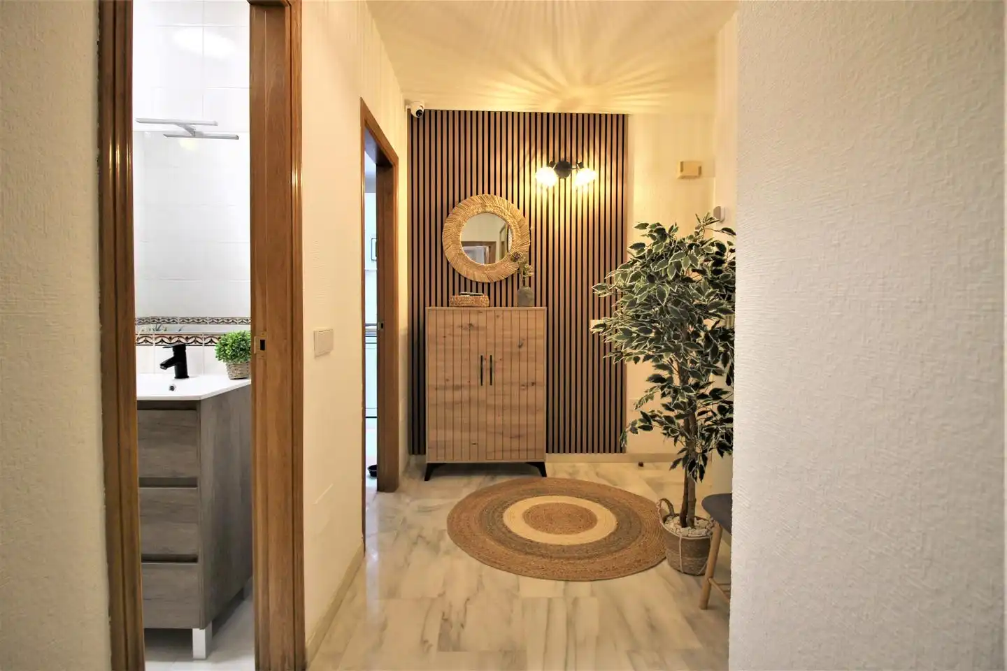 Flat for rent in Almería  with Air Conditioner, Furnished and Internet