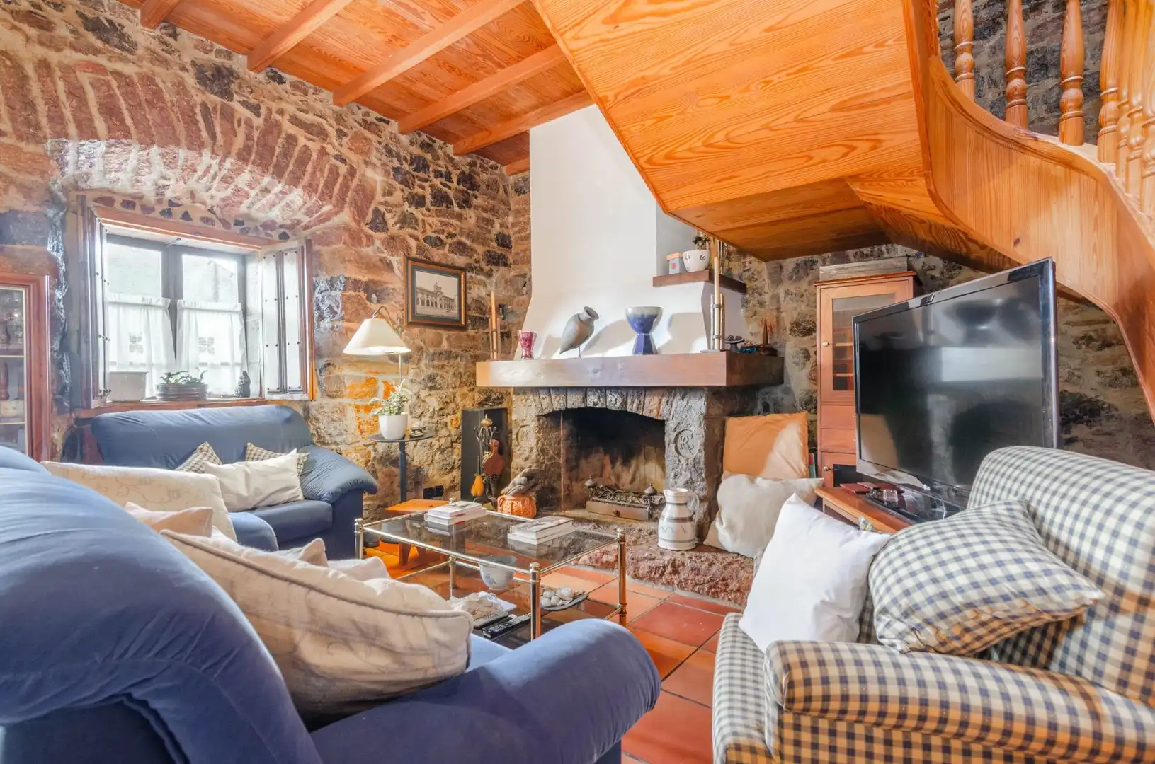 Sala de estar de Casa o chalet en venta en Avilés con Calefacción, Jardín privado y Terraza