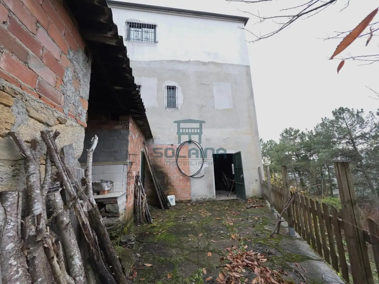 Vista exterior de Casa o xalet en venda en Pantón amb Calefacció i Jardí privat