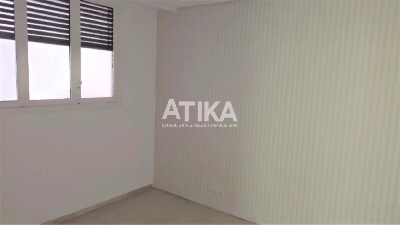 Schlafzimmer von Geschaftsraum zum Verkauf in Ontinyent
