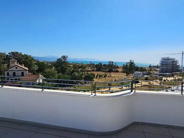 Penthouse with pool for sale in Av Mar de Alborán 9, imagen 3