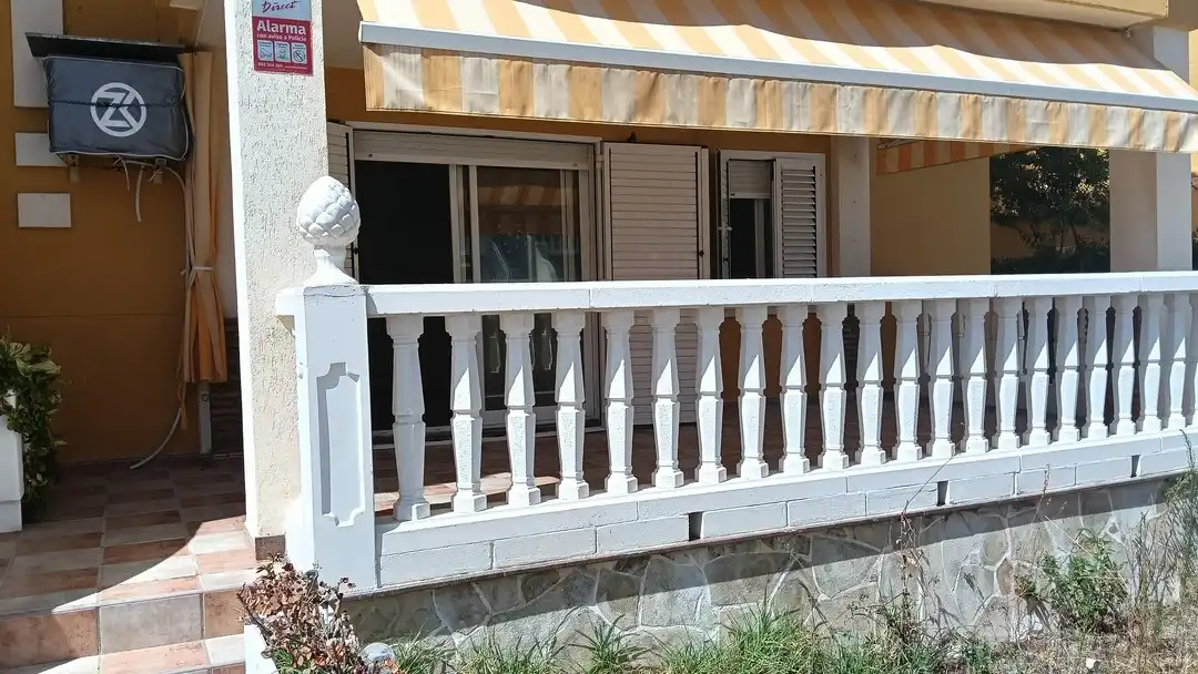 Terrasse von Wohnungen zum Verkauf in Xeraco mit Klimaanlage, Privatgarten und Terrasse