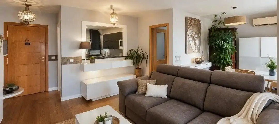 Ático con ascensor en venta en Barrio  Albatros