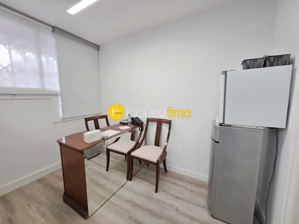 Büro zum Verkauf in Premià de Mar