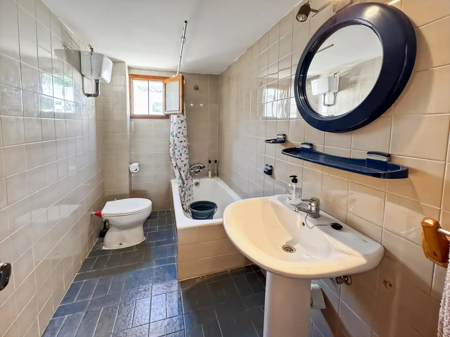 Bathroom of Detached homes for sale in El Campello