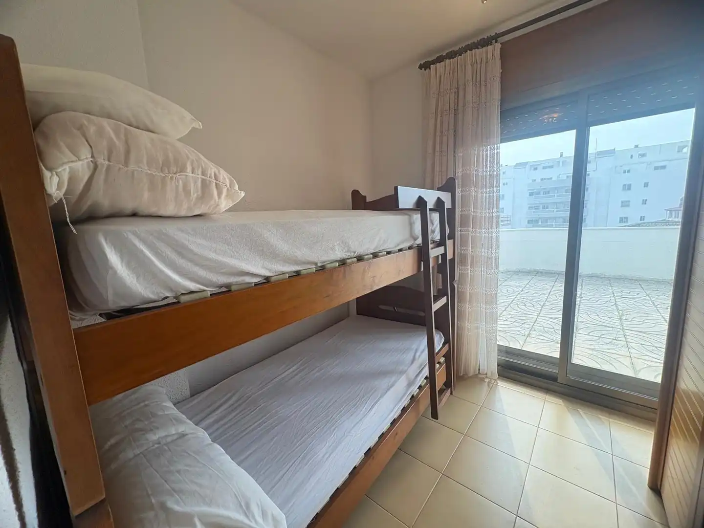 Habitación de Ático en venta en Salou con Aire acondicionado, Terraza y Trastero