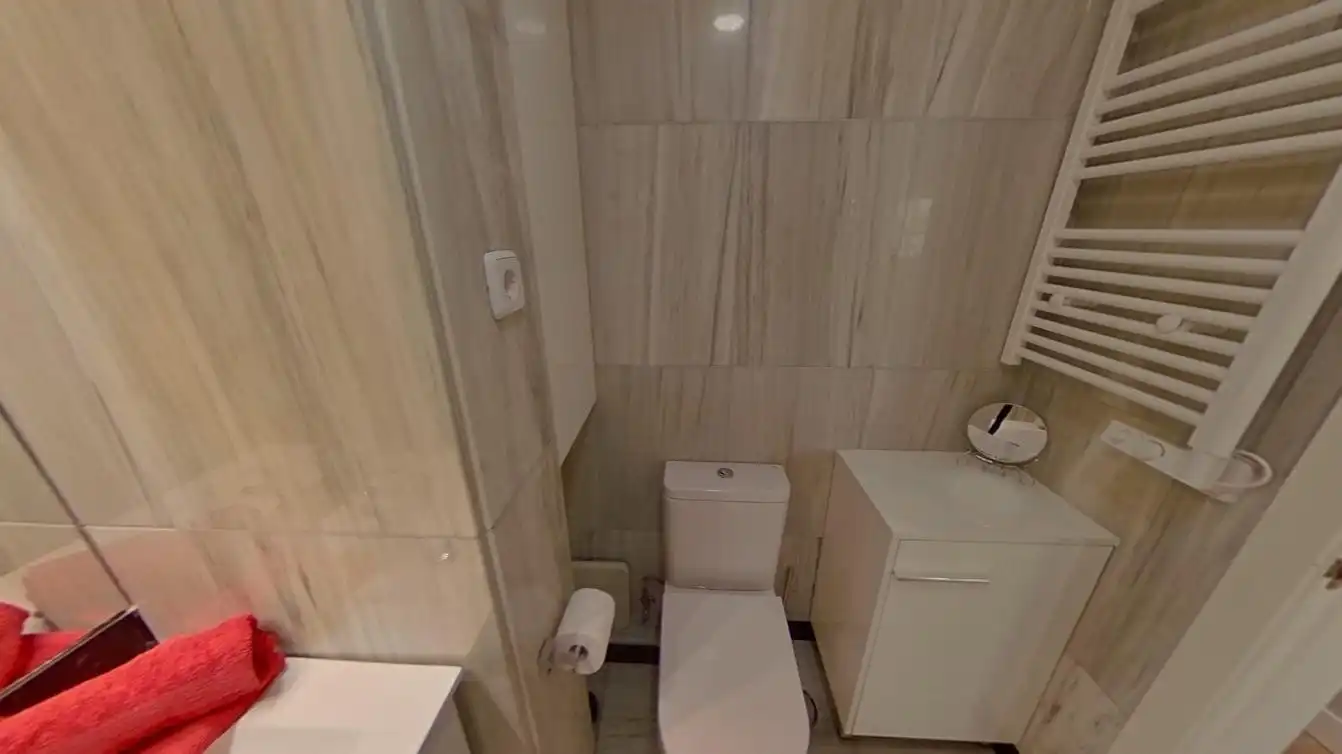 Flat with lift to rent in Calle de Alvarado, imagen 16