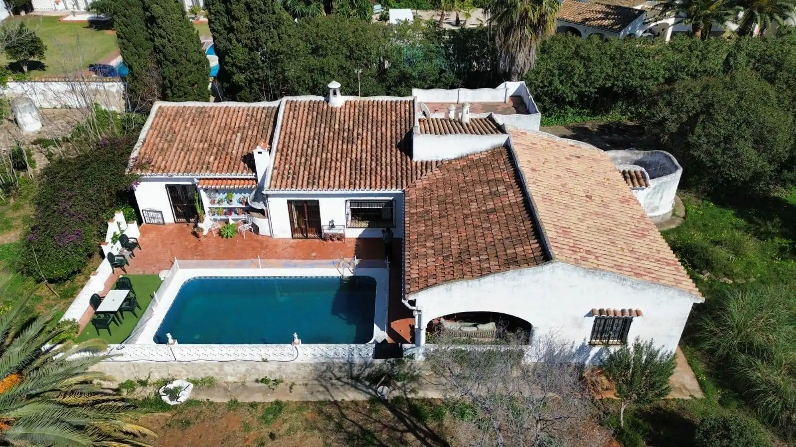 Chalet con piscina en venta en El Montgó