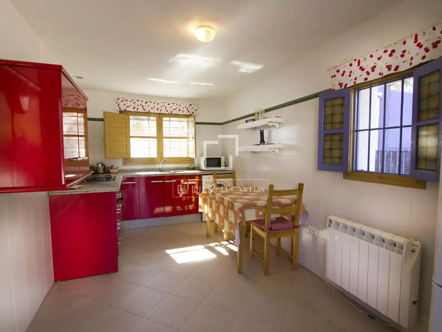 Cuina de Finca rústica en venda en Archidona amb Aire condicionat, Calefacció i Jardí privat
