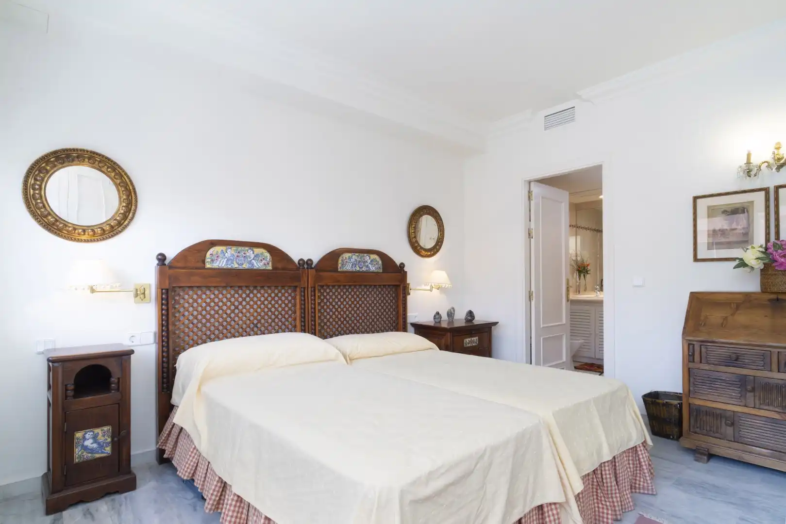 Penthouse with terrace for sale in Nueva Andalucía, imagen 14