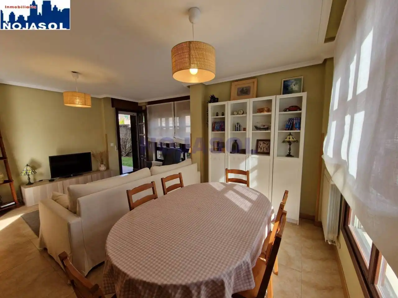 Dining room of Detached homes for rent in Hazas de Cesto  with Heating, Private garden and Terrace