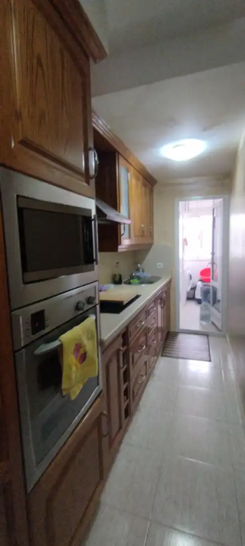Kitchen of Flat for sale in Telde  with Storage room and Oven