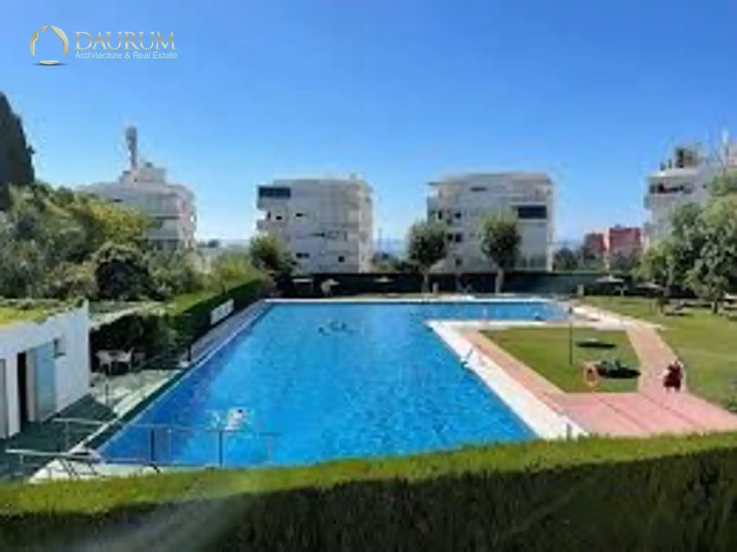 Piscina de Pis en venda en Selwo