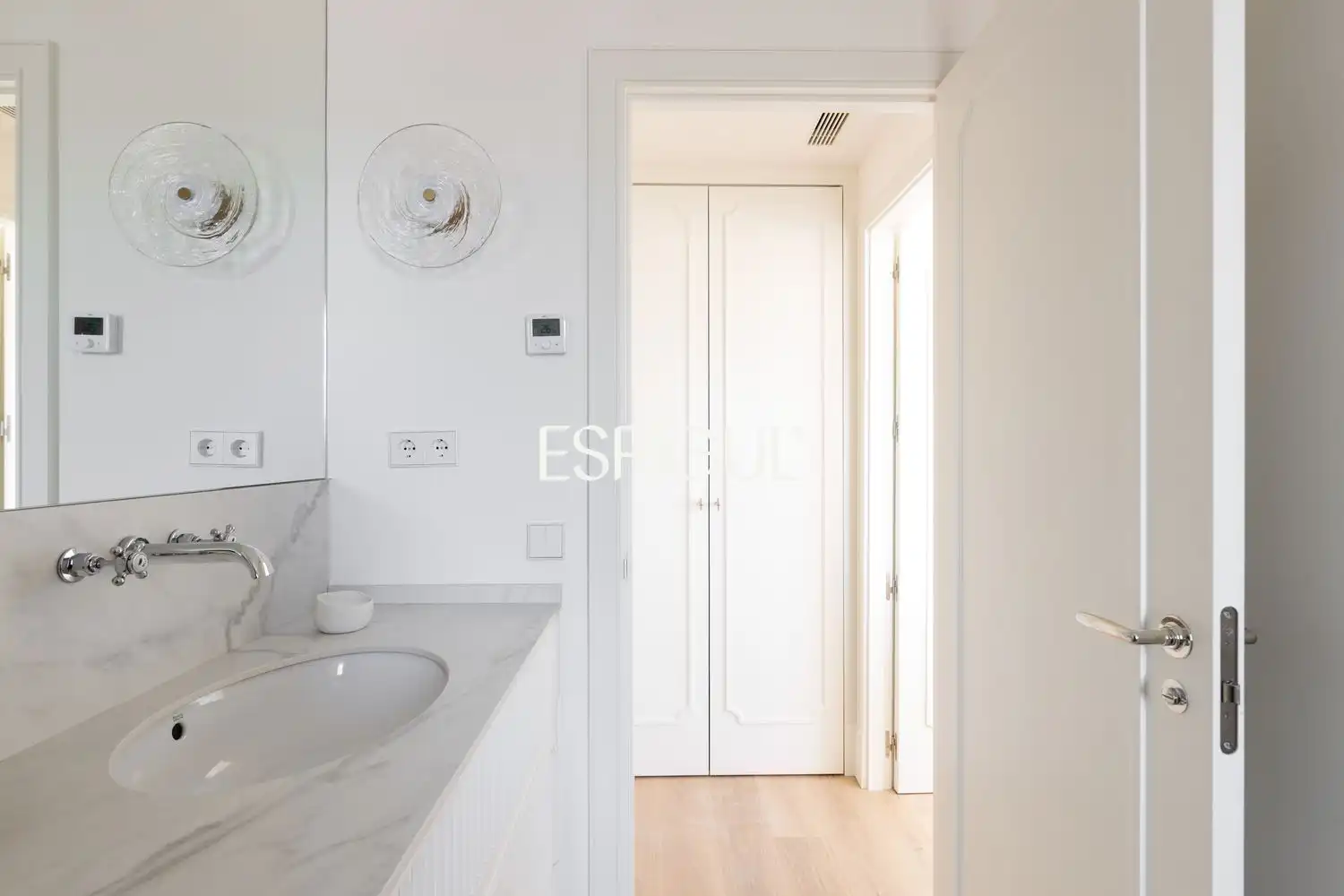 Badezimmer von Wohnung zum Verkauf in Madrid mit Klimaanlage, Heizung und Terrasse