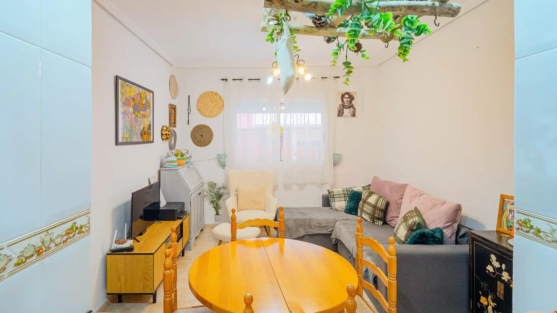 Sala de estar de Apartamento en venta en Torrevieja con Piscina comunitaria