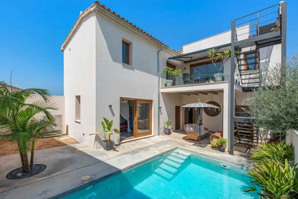 Landhaus mit Pool zum Verkauf in Muro