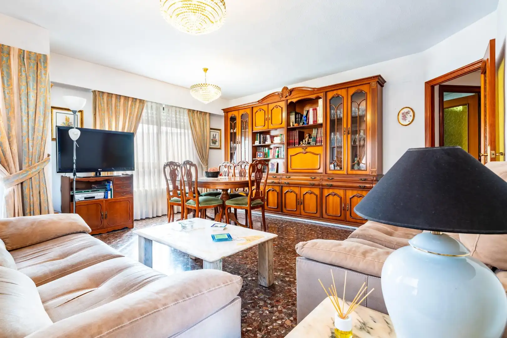 Living room of Flat for sale in Mislata  with Air Conditioner, Heating and Balcony