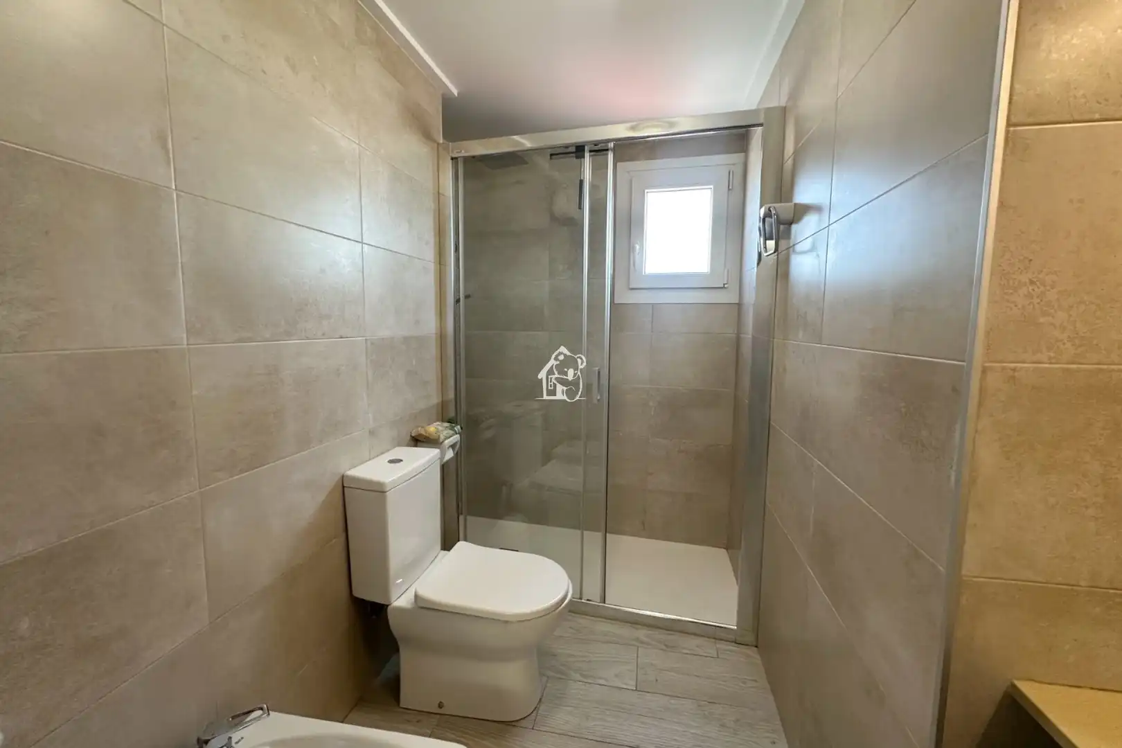 Bathroom of Apartments for rent in Torrevieja  with Furnished, Oven and Washing machine