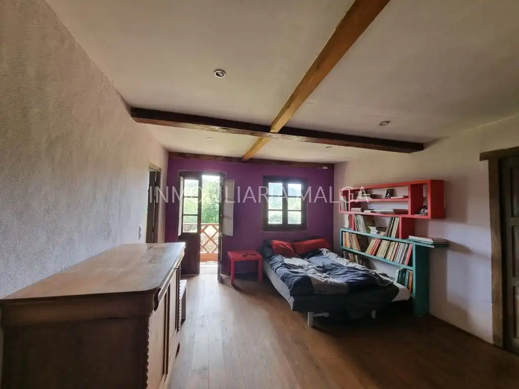 Habitación de Casa o chalet en venta en Colunga con Jardín privado, Parquet y Terraza