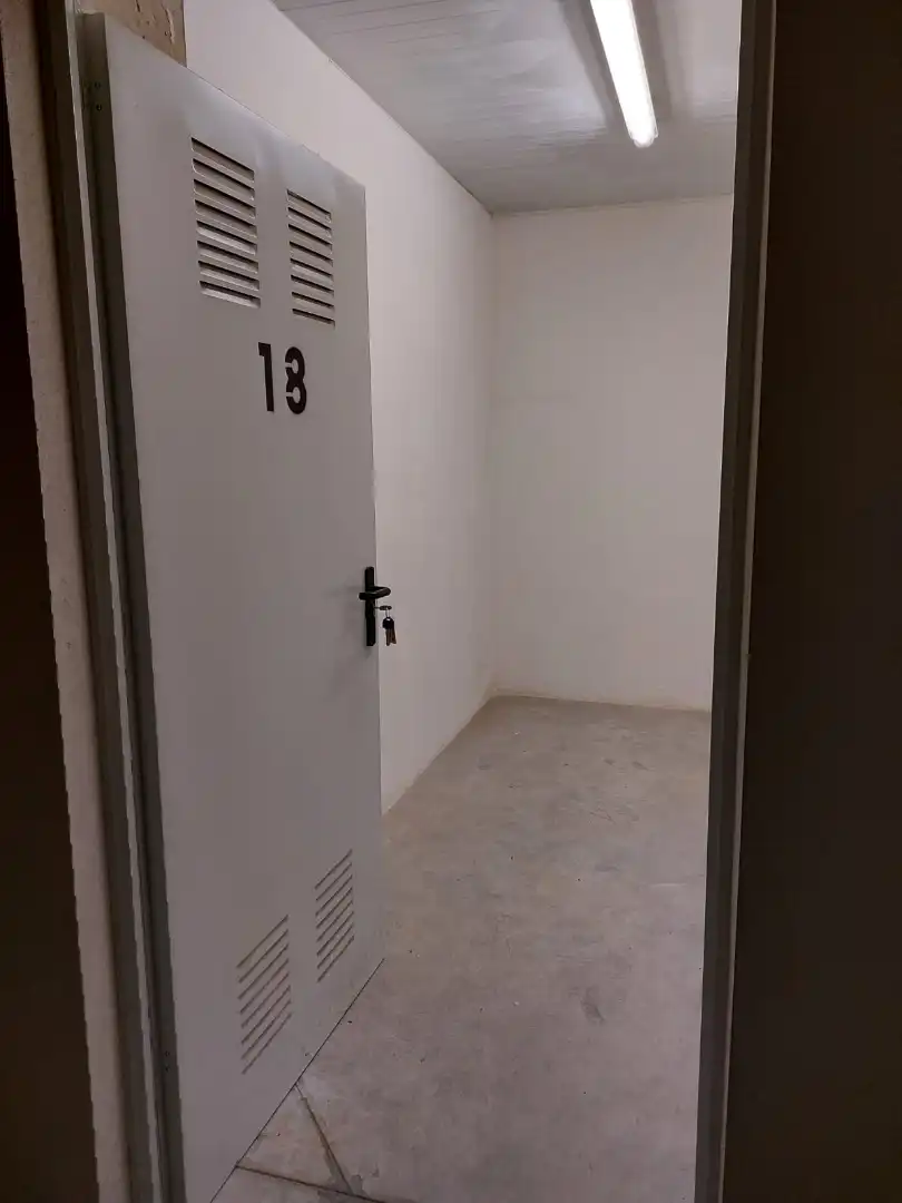 Traster de lloguer a Carrer de Catarroja, 10, Polígono del Aeropuerto