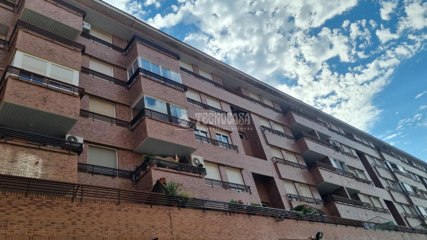 Exterior view of Flat to rent in  Zaragoza Capital  with Heating and Terrace