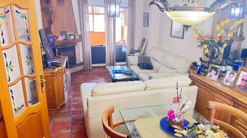 Foto 2 de Casa adosada en venda a Enrique Granados, 12, Aguadulce Norte, Almería