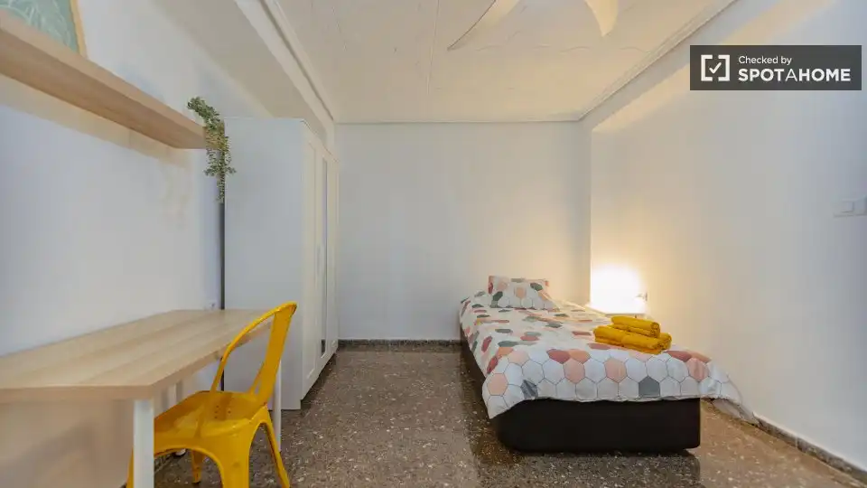 Room in Centro