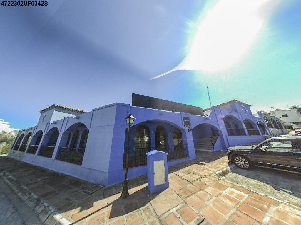 Vista exterior de Local en venda en Estepona