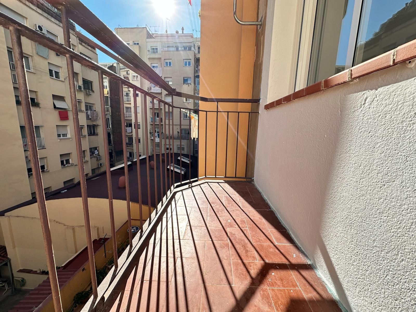 Piso en venta en Carrer de Còrsega, El Camp de l'Arpa del Clot, Sant Martí