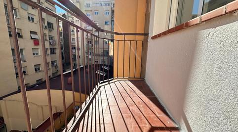 Foto 2 de Piso en venta en Carrer de Còrsega, El Camp de l'Arpa del Clot, Barcelona