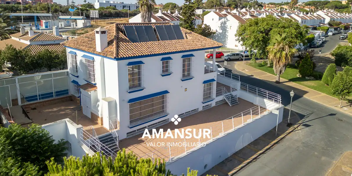 Exterior view of Houses for sale in Islantilla  with Terrace, Swimming Pool and Sauna
