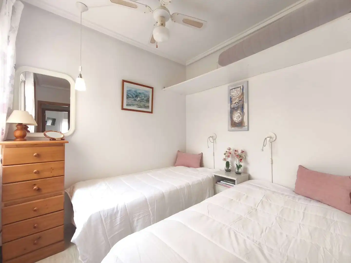 Dormitori de Apartament en venda en Orihuela amb Aire condicionat, Moblat i Internet