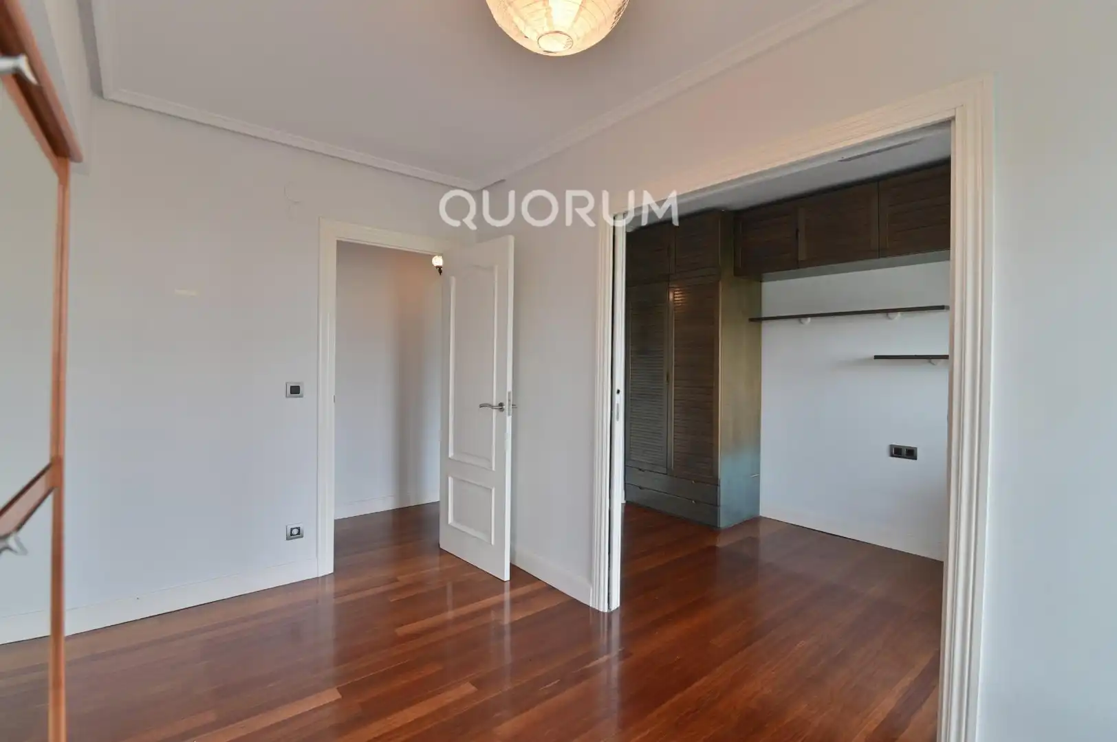 Habitación de Piso en venta en Bilbao  con Calefacción y Amueblado