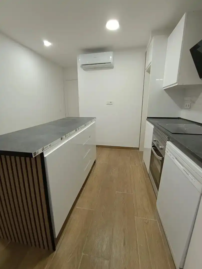 Cocina de Casa o chalet de alquiler en Castellón de la Plana / Castelló de la Plana con Aire acondicionado, Calefacción y Lavadora