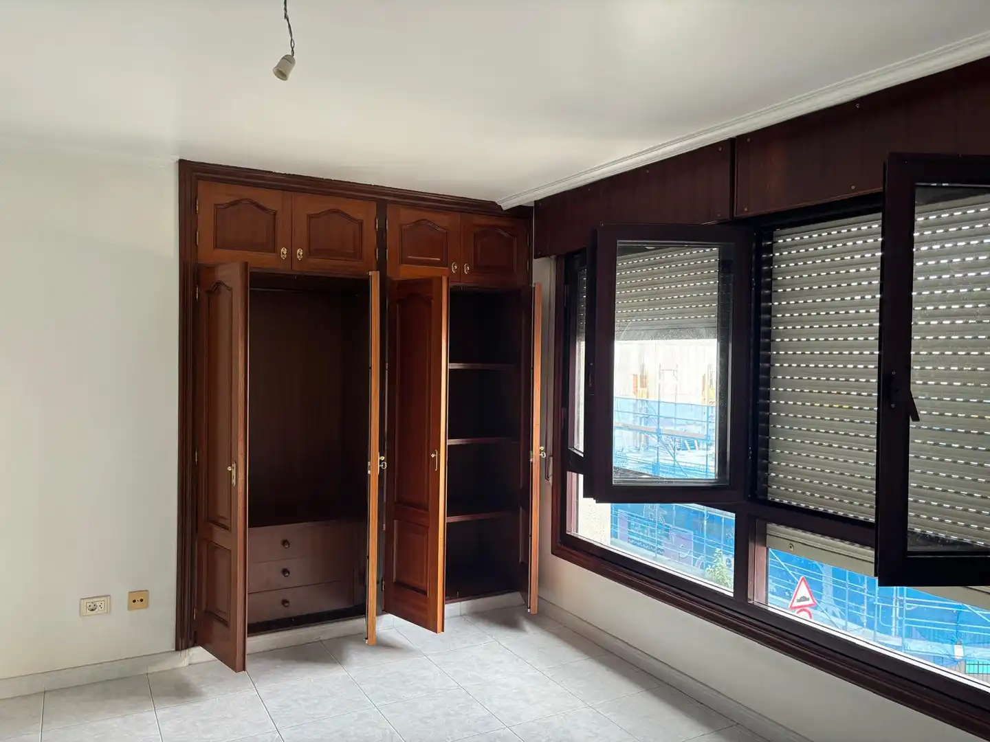 Flat with terrace for sale in Rúa Luis Calvo, imagen 11