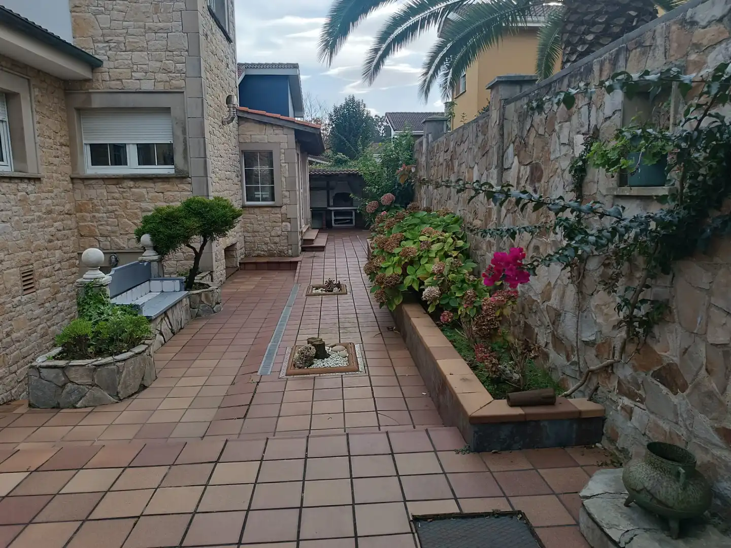 Jardín de Casa o chalet en venta en Castrillón con Calefacción, Jardín privado y Parquet