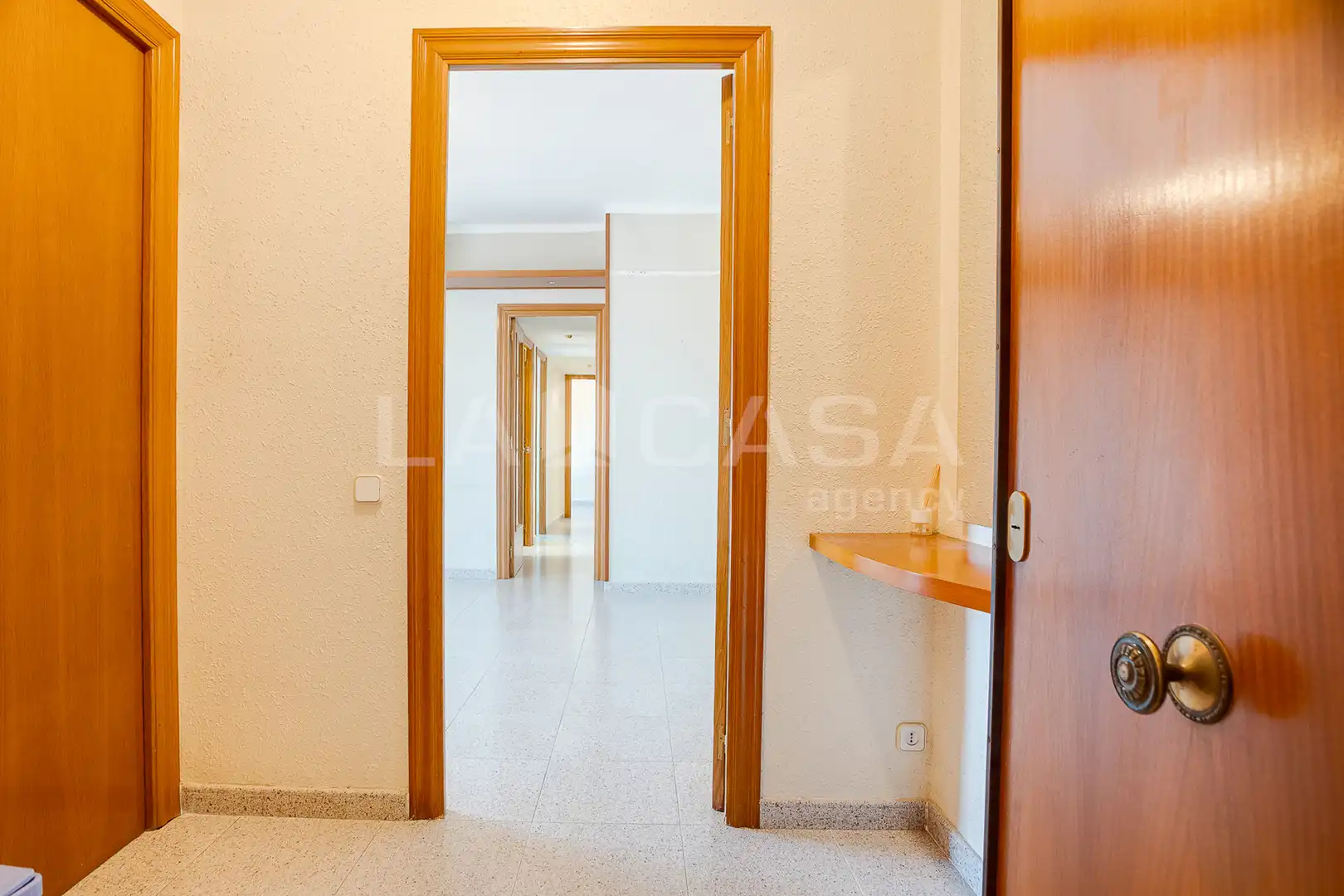 Piso en venta en Barcelona con Calefacción y Balcón