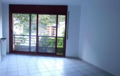 Foto 3 de Piso en venta en Sant Julià, Sant Julià de Lòria