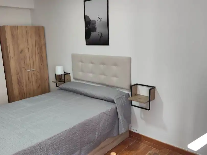 Bedroom of Flat for share in Buenavista - El Cristo