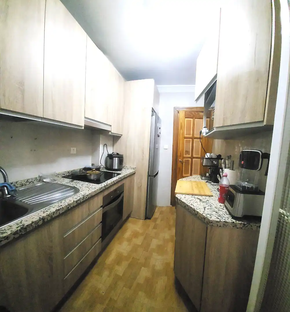 Kitchen of Flat for sale in Granada  with Air Conditioner