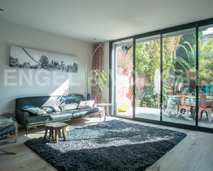 Sala d'estar de Casa adosada de lloguer en  Barcelona Capital amb Aire condicionat, Terrassa i Balcó