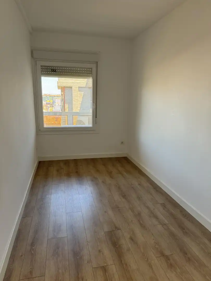 Habitación de Piso en venta en Zaragoza con Terraza y Trastero