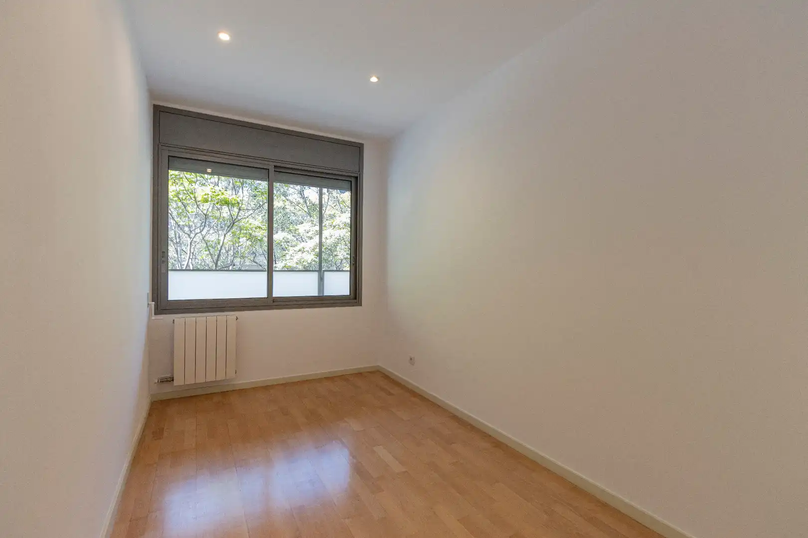 Schlafzimmer von Wohnung zum Verkauf in Barcelona mit Klimaanlage, Heizung und Parkett