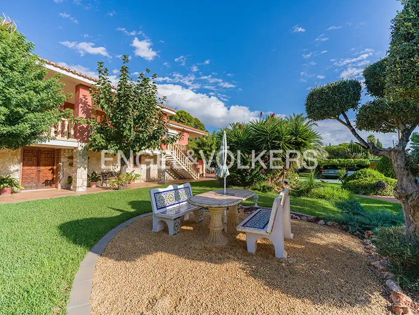 Villa con balcone in vendita a Calle Francisco Bernabéu Pen 9, imagen 4